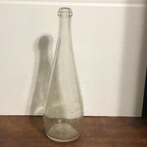 PAUL MASON VINEYARDS Vintage Bubble Textured Clear Glass Wine Bottle Collectible